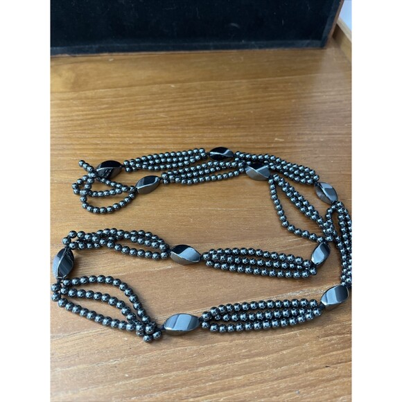 Vintage Hematite Hand Knotted Beaded 3 strand 28" necklace - Picture 3 of 3